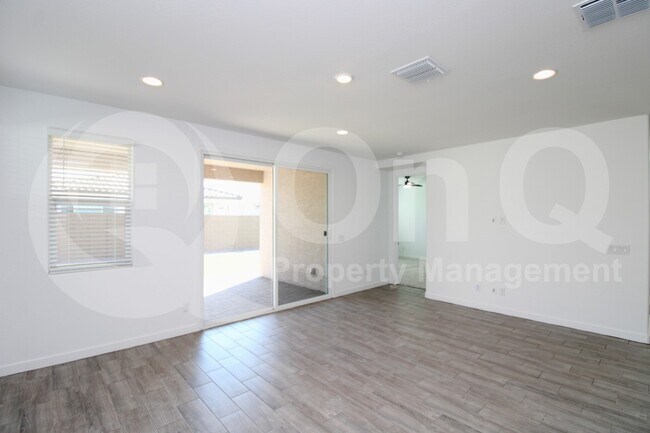 3349 S 156th Dr Goodyear, AZ 85338 photo 4
