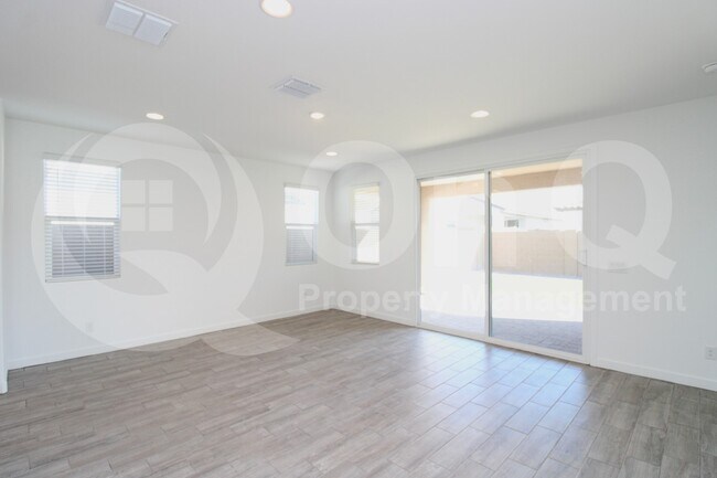 3349 S 156th Dr Goodyear, AZ 85338 photo 5