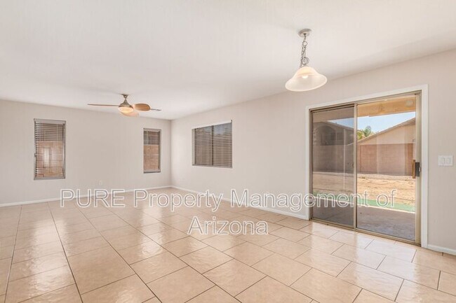 28026 N 23rd Dr Phoenix, AZ 85085 photo 3