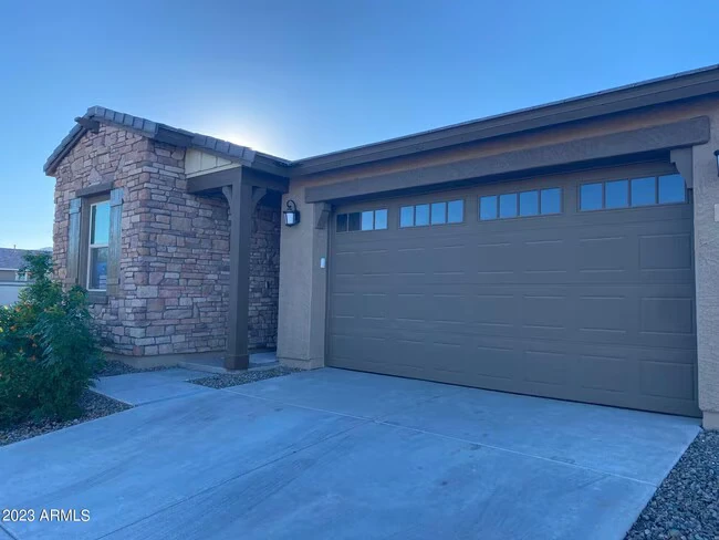 1651 W Paseo Way Phoenix, AZ 85041 photo 4