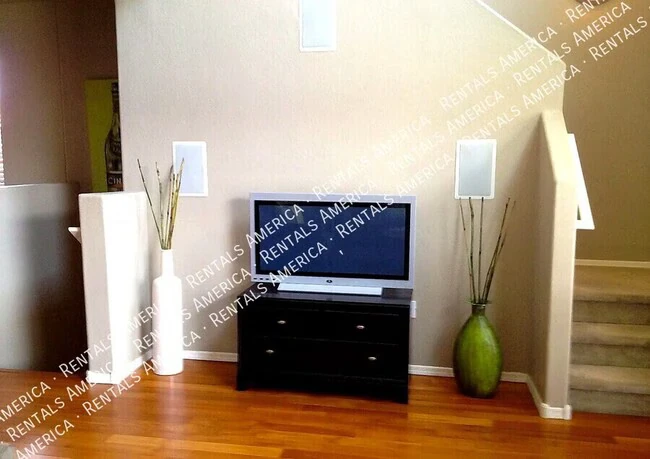 2402 E 5th St Tempe, AZ 85288 photo 3