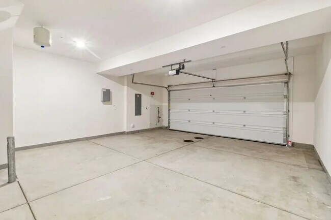 4899 Merida Way Oceanside, CA 92057 photo 4