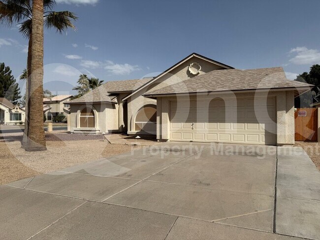 937 N Starling Dr Gilbert, AZ 85234 photo 2
