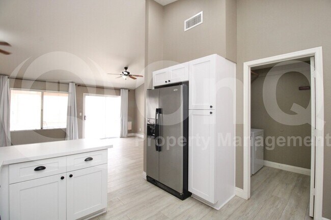 937 N Starling Dr Gilbert, AZ 85234 photo 5
