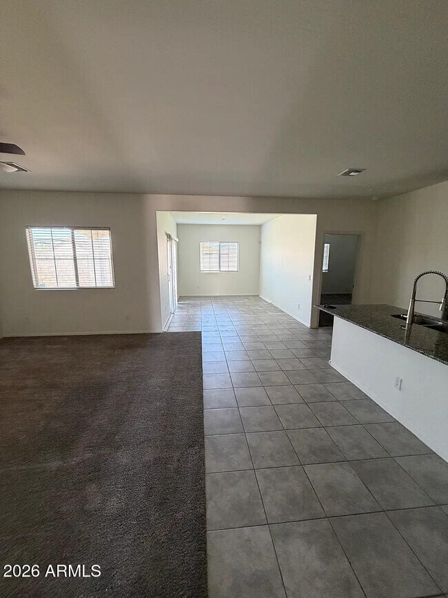 4816 S 111th Dr Tolleson, AZ 85353 photo 3