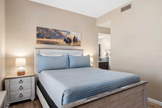 9033 W Patrick Ln Peoria, AZ 85383 photo 3