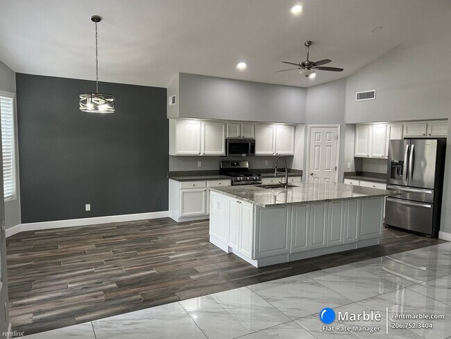3138 E La Costa Pl Chandler, AZ 85249 photo 2