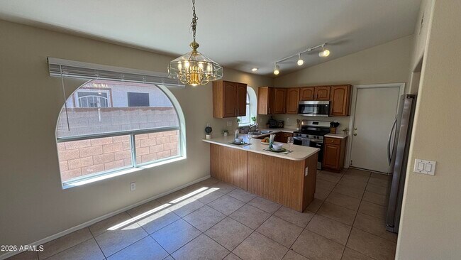 12721 W Palm Ln Avondale, AZ 85392 photo 4