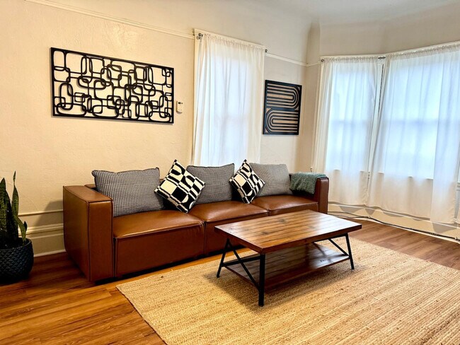 625 22nd St unit 1424334P