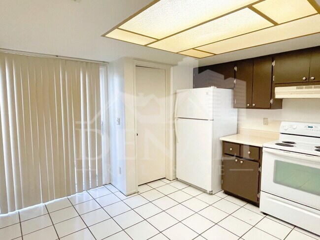 19601 N 7th St Phoenix, AZ 85024 photo 4