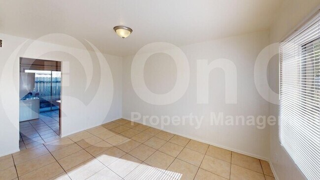 6742 W Palmaire Ave Glendale, AZ 85303 photo 4