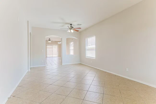 2903 E Pinto Valley Rd Queen Creek, AZ 85143 photo 3