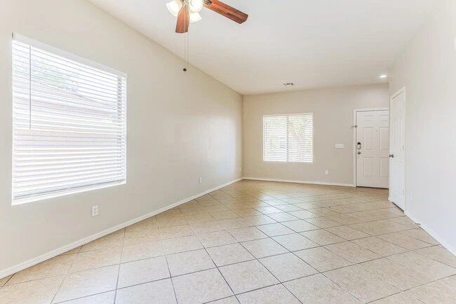 2903 E Pinto Valley Rd Queen Creek, AZ 85143 photo 4