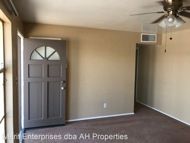 219 W Kinderman Dr Avondale, AZ 85323 photo 4