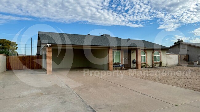 8960 W Royal Palm Rd Peoria, AZ 85345 photo 2