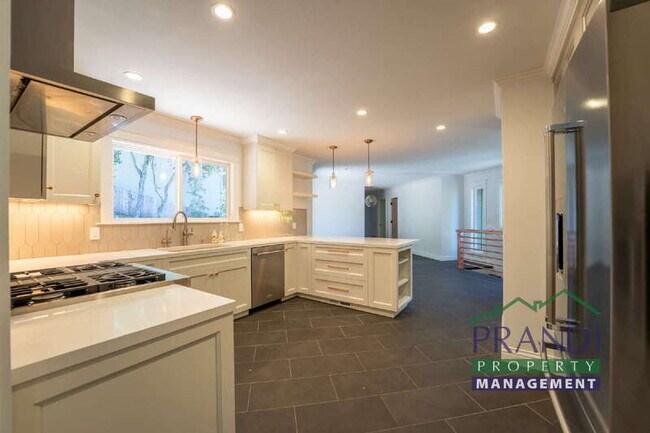 23 Harding Dr Novato, CA 94947 photo 5