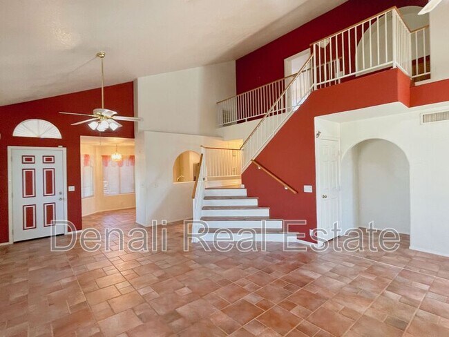 4237 E Jason Dr Phoenix, AZ 85050 photo 3