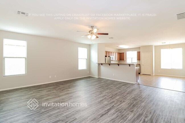 6778 W Wethersfield Rd Peoria, AZ 85381 photo 4