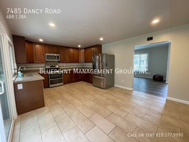 7485 Dancy Rd San Diego, CA 92126 photo 5