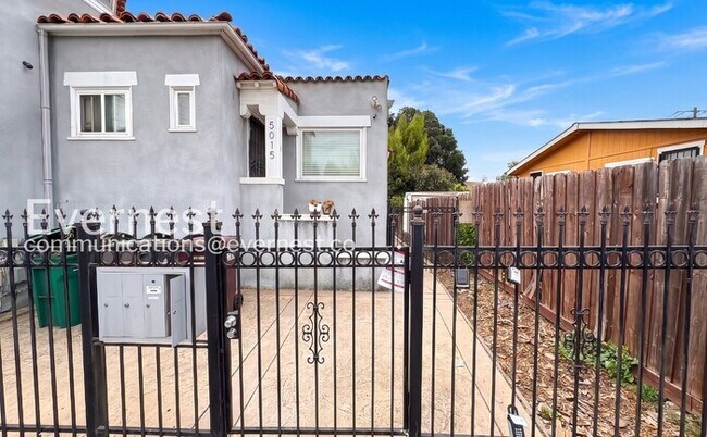5015 Melrose Ave Oakland, CA 94601 photo 4