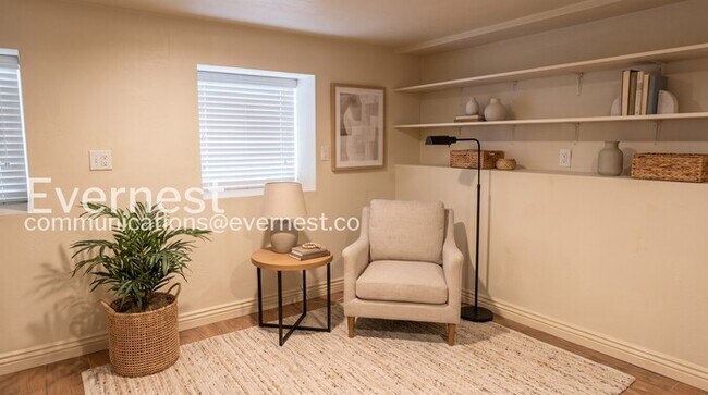 5015 Melrose Ave Oakland, CA 94601 photo 5