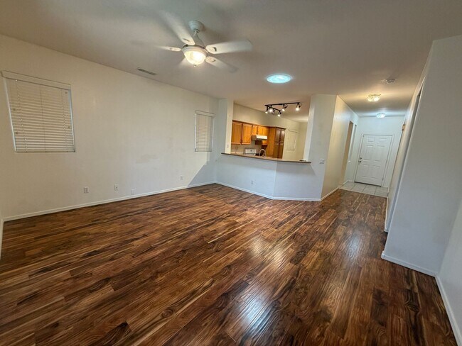 17403 N 167th Dr Surprise, AZ 85374 photo 5