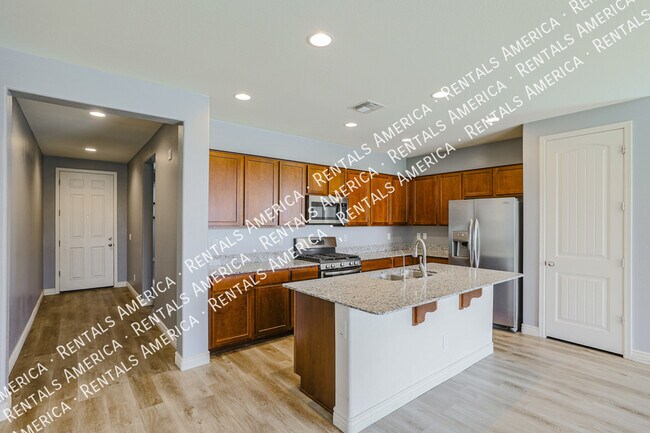 4217 W Winston Dr Phoenix, AZ 85339 photo 4