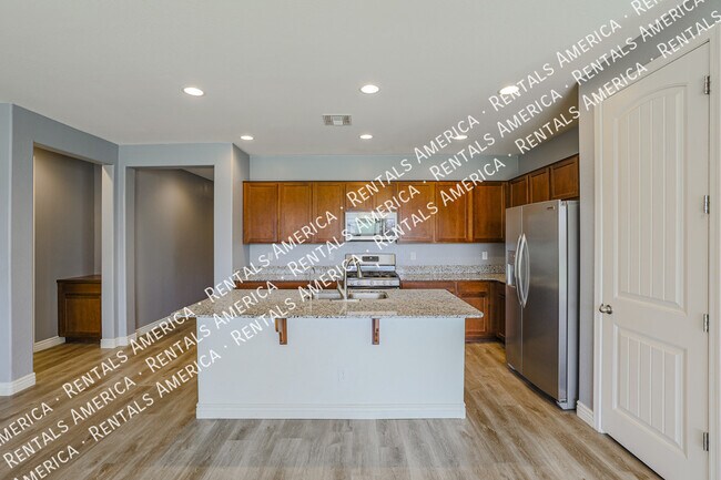 4217 W Winston Dr Phoenix, AZ 85339 photo 5
