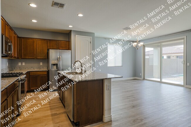 4217 W Winston Dr Phoenix, AZ 85339 photo 3