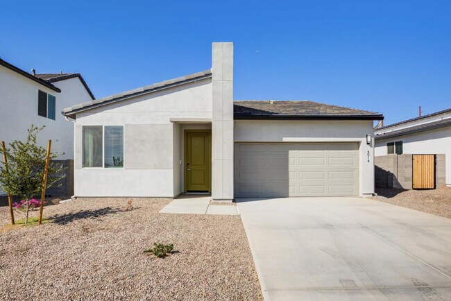 6112 S 47th Ln Phoenix, AZ 85339 photo 2
