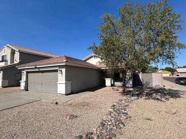 15808 W Yavapai St Goodyear, AZ 85338 photo 2