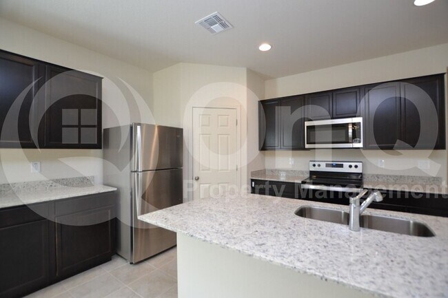 5009 S 108th Ave Tolleson, AZ 85353 photo 2