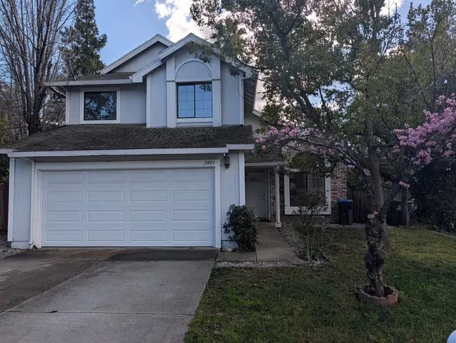 Two Story House Near The 80 Freeway photo 4