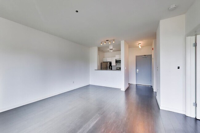 1524 1st Ave Oakland, CA 94606 photo 2