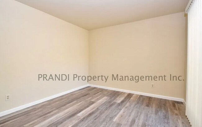45 Grande Paseo San Rafael, CA 94903 photo 4