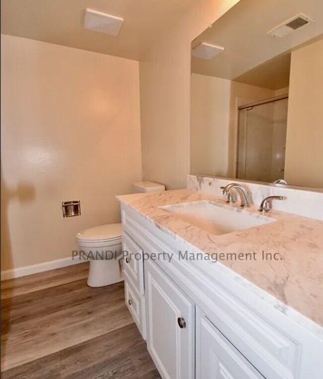 45 Grande Paseo San Rafael, CA 94903 photo 5
