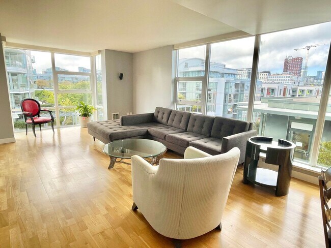 330 Mission Bay Boulevard North San Francisco, CA 94158 photo 2