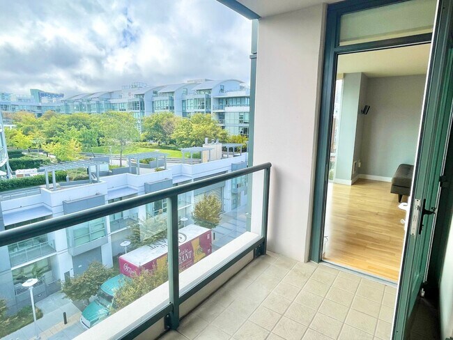 330 Mission Bay Boulevard North San Francisco, CA 94158 photo 5