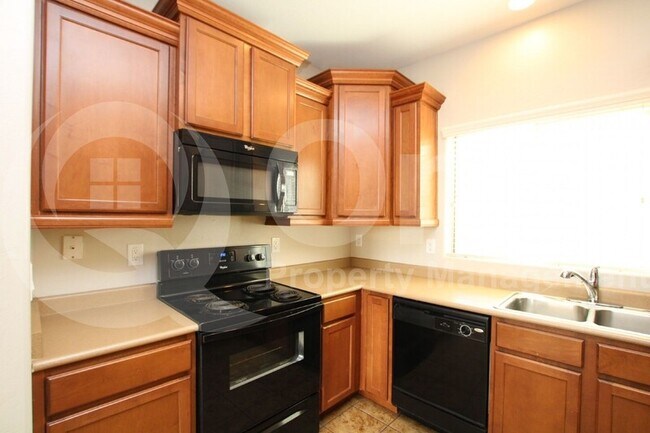 4677 E Laurel Ave Gilbert, AZ 85234 photo 3