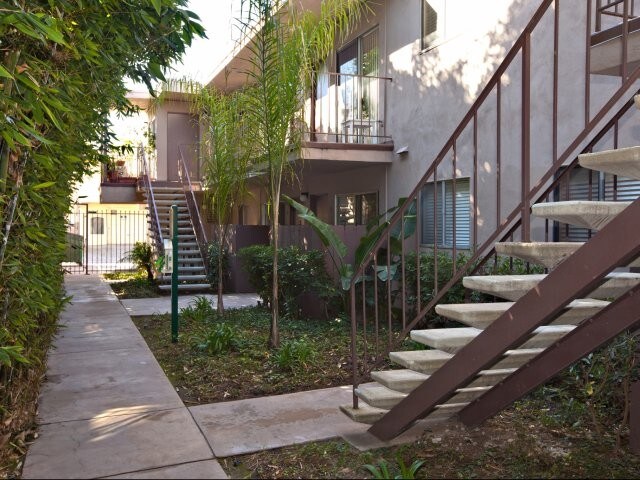 Elan Pacific Palms photo 3