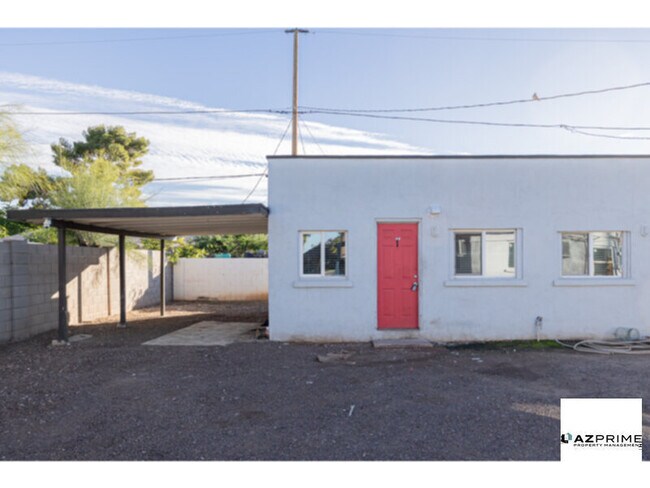2537 E Willetta St Phoenix, AZ 85008 photo 2