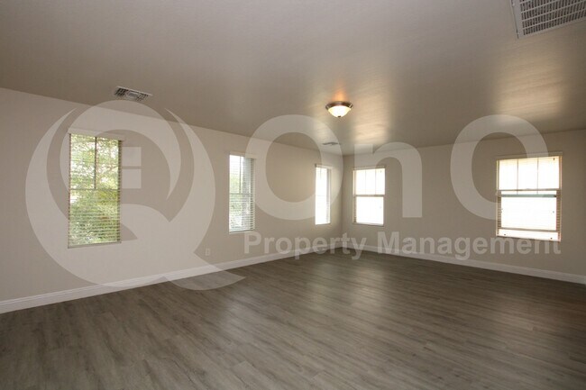 2679 N Riley Rd Buckeye, AZ 85396 photo 5