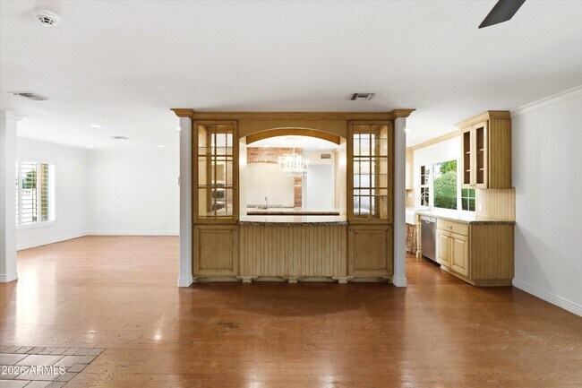 6830 E Wethersfield Rd Scottsdale, AZ 85254 photo 3