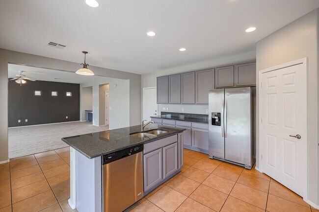 5455 W Molly Ln Phoenix, AZ 85083 photo 5