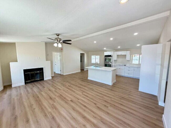 11016 N Grand Canyon Blvd Casa Grande, AZ 85122 photo 4