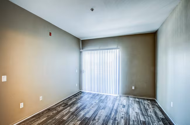 Fashion Terrace Apartment Homes photo 5