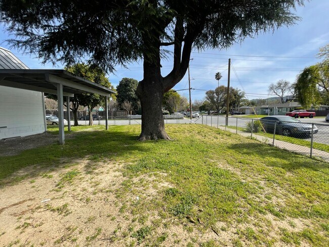 7100 Rosanna St Gilroy, CA 95020 photo 4
