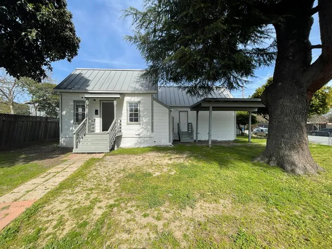 7100 Rosanna St Gilroy, CA 95020