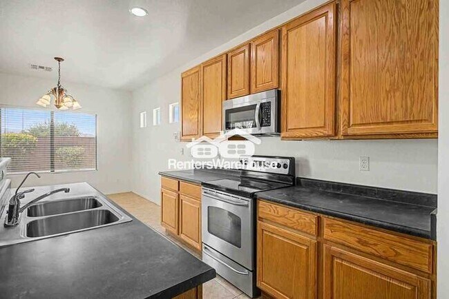 10960 N 162nd Ln Surprise, AZ 85379 photo 5