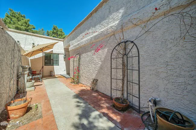 7368 E Pleasant Run Scottsdale, AZ 85258 photo 3
